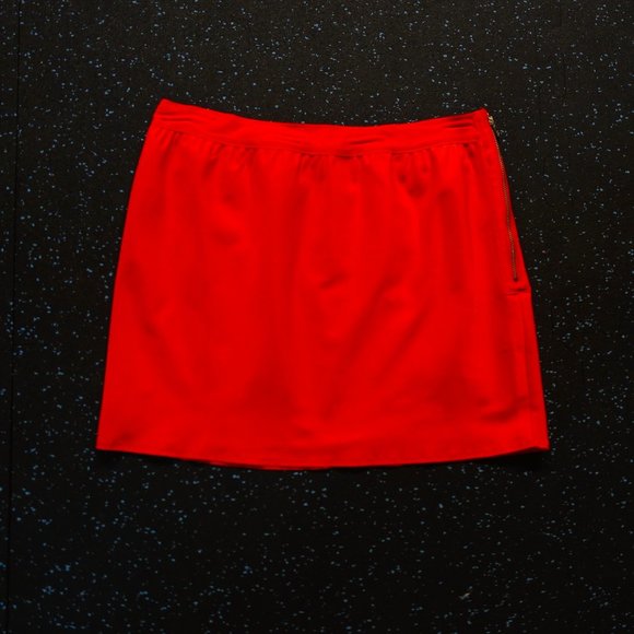 Club Monaco Dresses & Skirts - Club Monaco Skirt